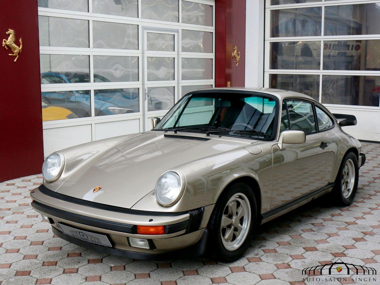 Porsche 911 Carrera Coupé - Auto Salon Singen Porsche 911 Carrera Coupé - Auto Salon Singen