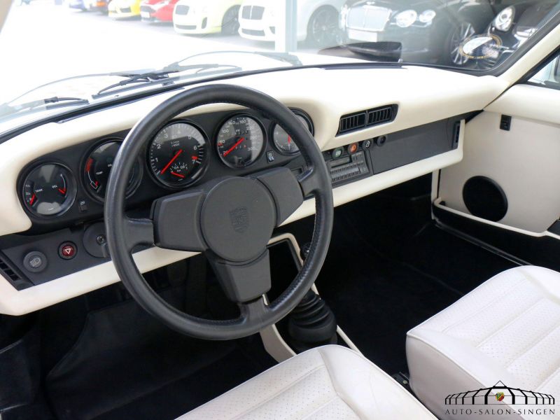 Porsche 911 Turbo 3.3