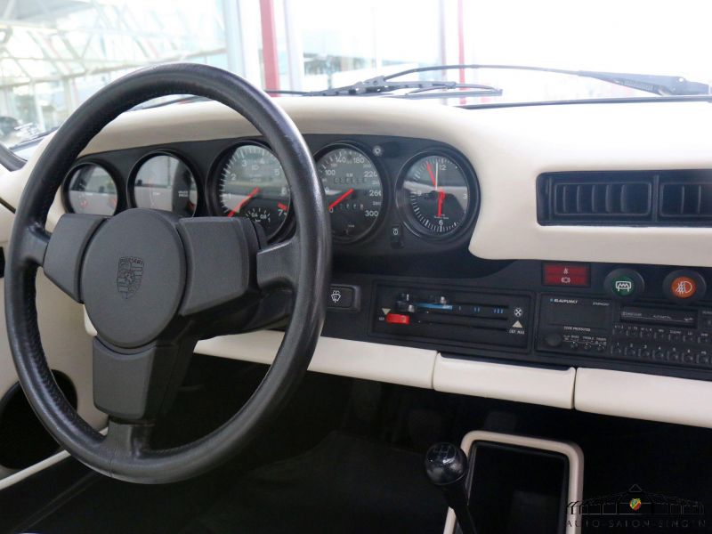 Porsche 911 Turbo 3.3