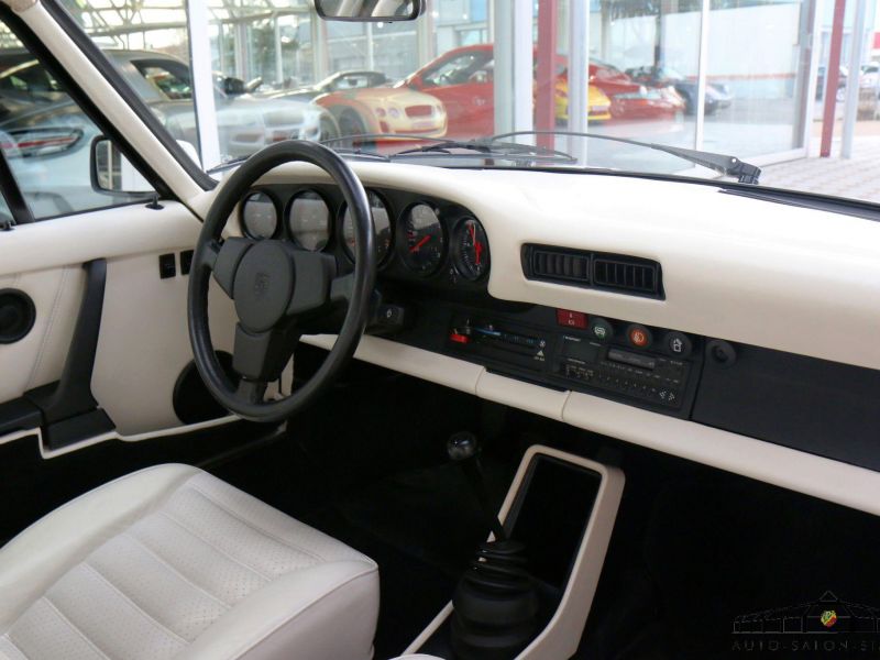 Porsche 911 Turbo 3.3