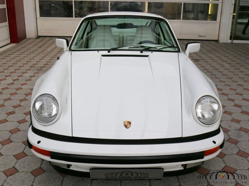 Porsche 911 Turbo 3.3