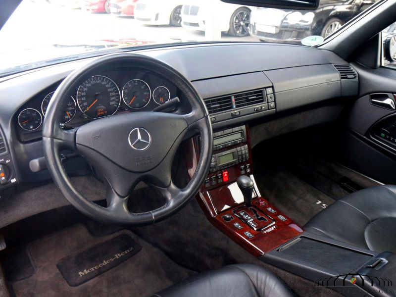 Mercedes-Benz SL 500