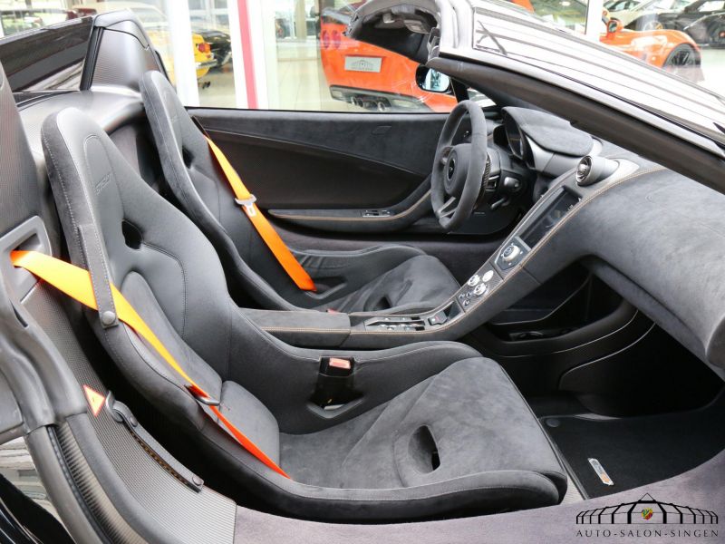 McLaren 675LT Spider