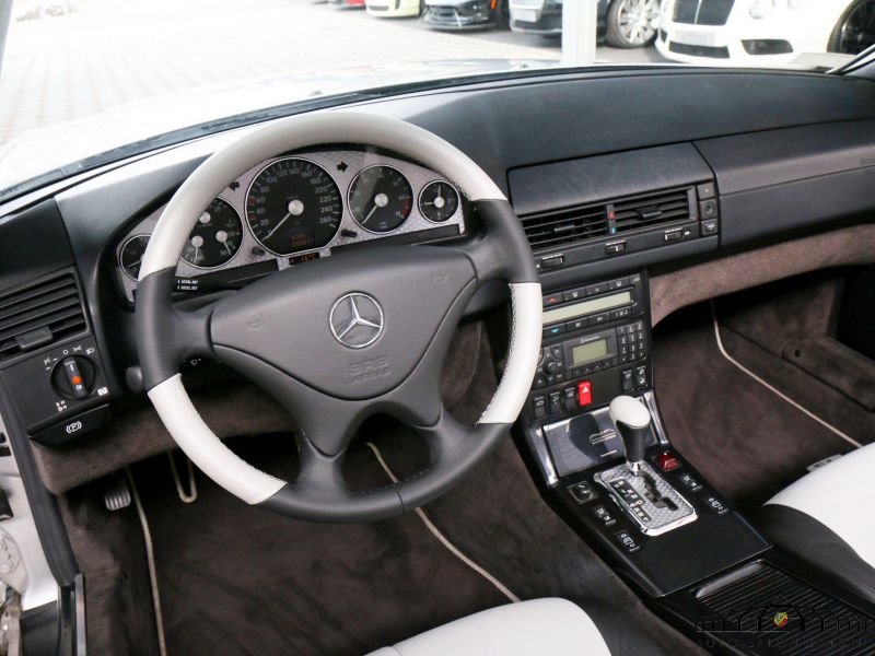 Mercedes-Benz SL 500