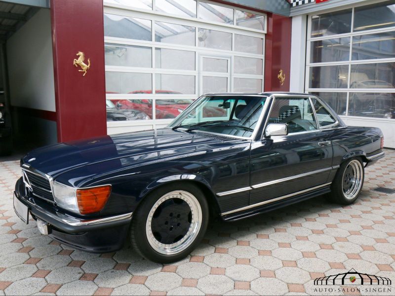 Mercedes-Benz 560 SL 6.0 AMG