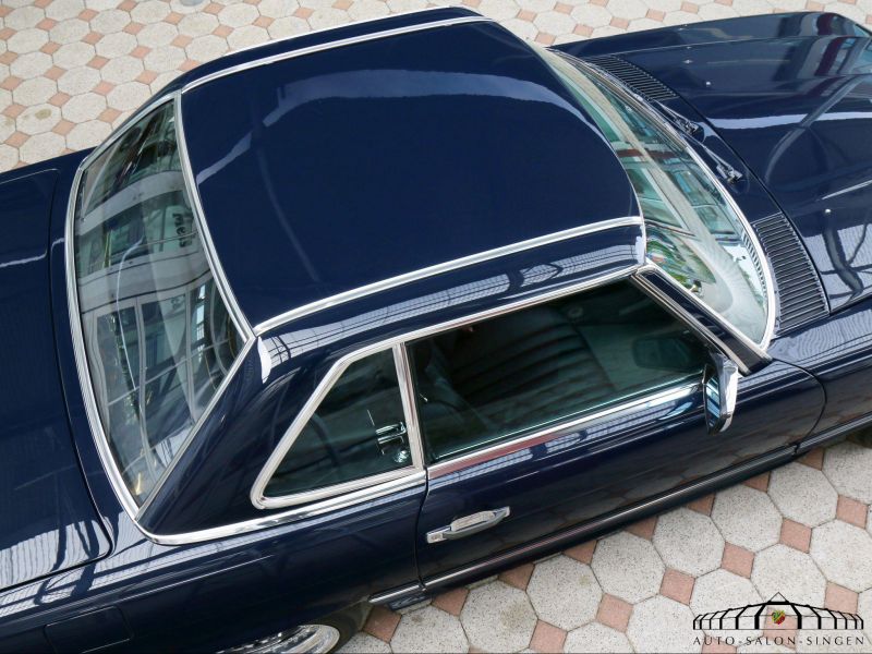 Mercedes-Benz 560 SL 6.0 AMG