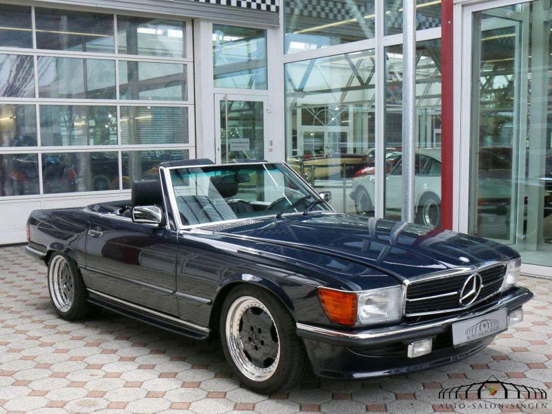 Mercedes-Benz 560 SL 6.0 AMG