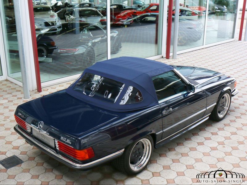 Mercedes-Benz 560 SL 6.0 AMG