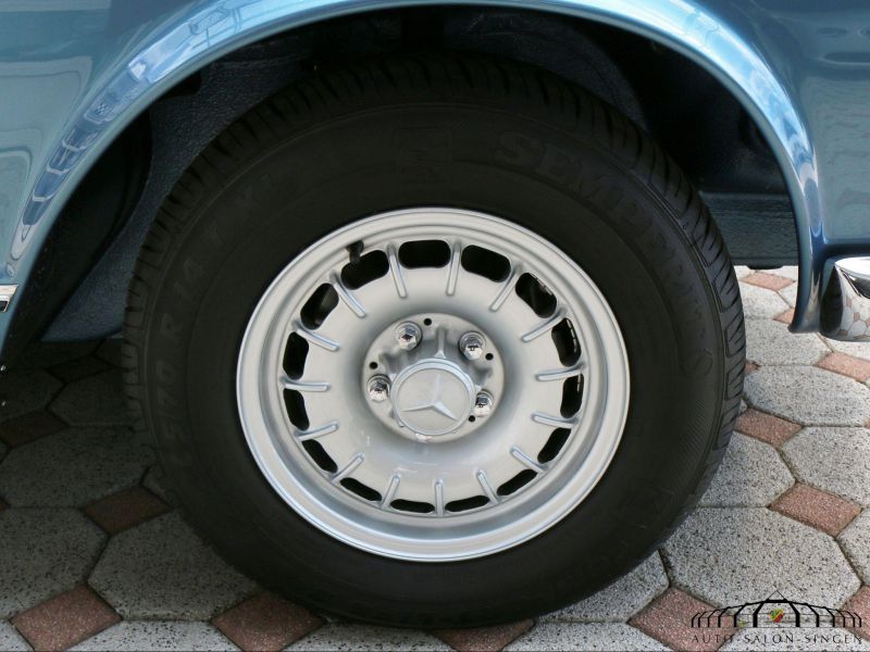 Mercedes-Benz 280 SL Pagode 