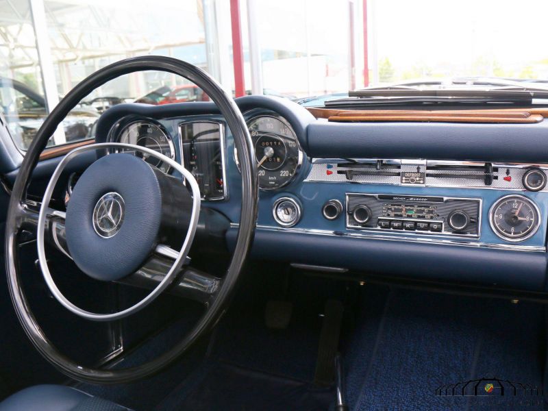 Mercedes-Benz 280 SL Pagode 