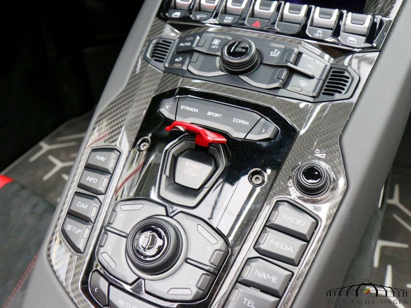 Lamborghini Aventador LP 750-4 SV - Superveloce - Roadster