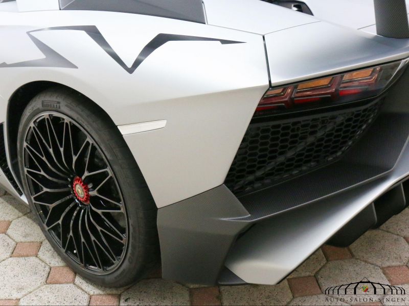 Lamborghini Aventador LP 750-4 SV - Superveloce - Roadster
