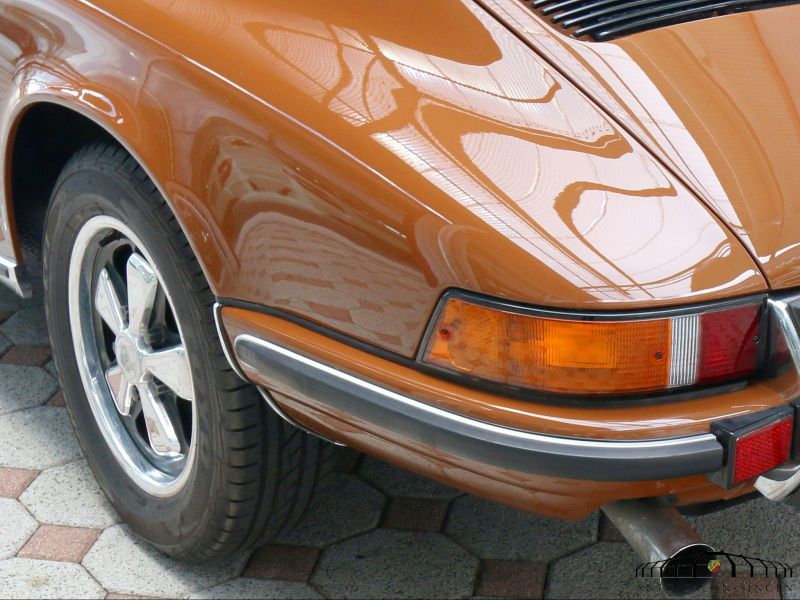 Porsche 911 T 2.4