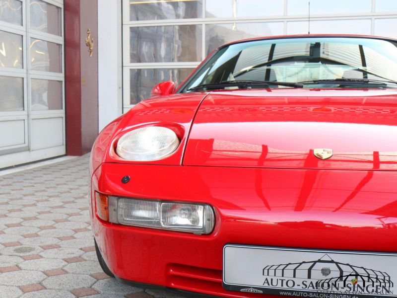 Porsche 928 GTS