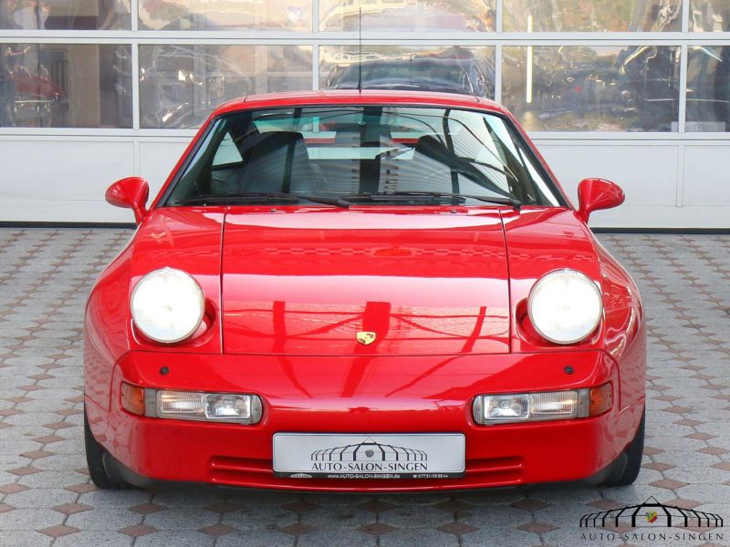 Porsche 928 GTS