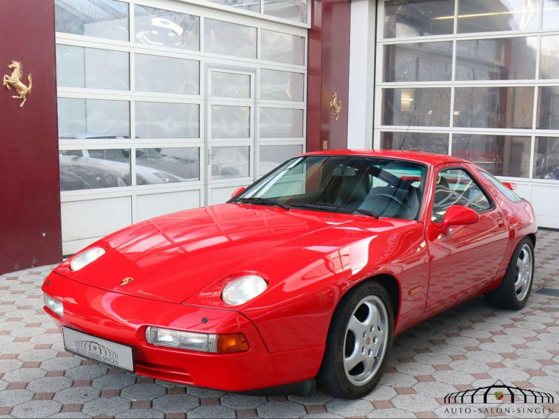 Porsche 928 GTS