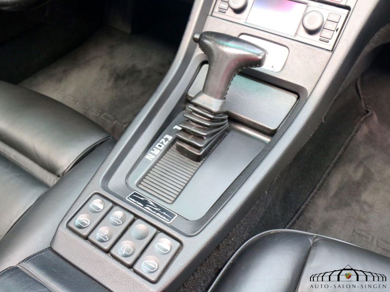 Porsche 928 GTS