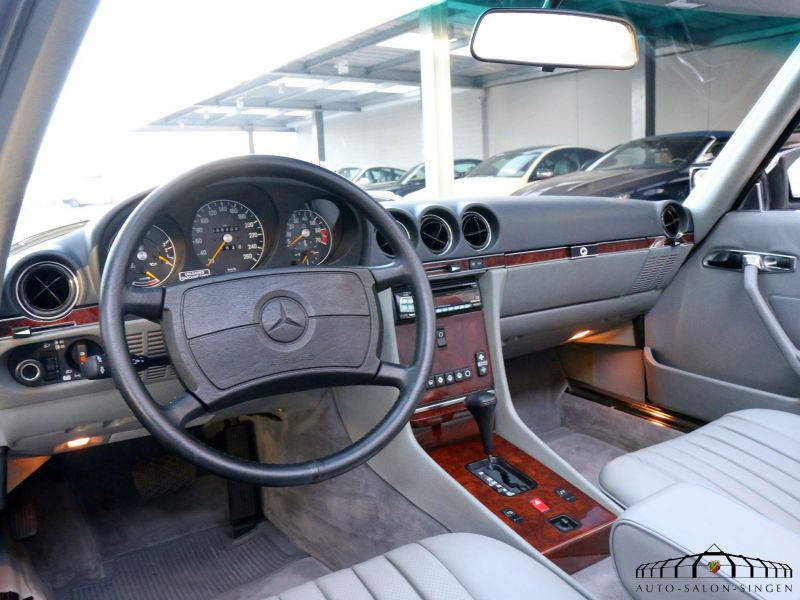 Mercedes-Benz 500 SL