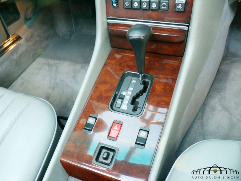 Mercedes-Benz 500 SL
