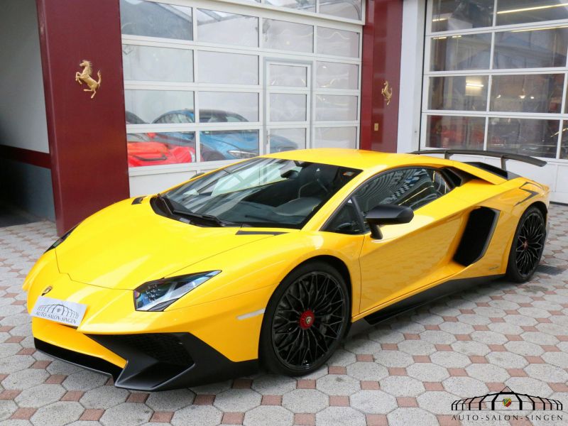 Lamborghini Aventador LP 750-4 SV -SUPERVELOCE-