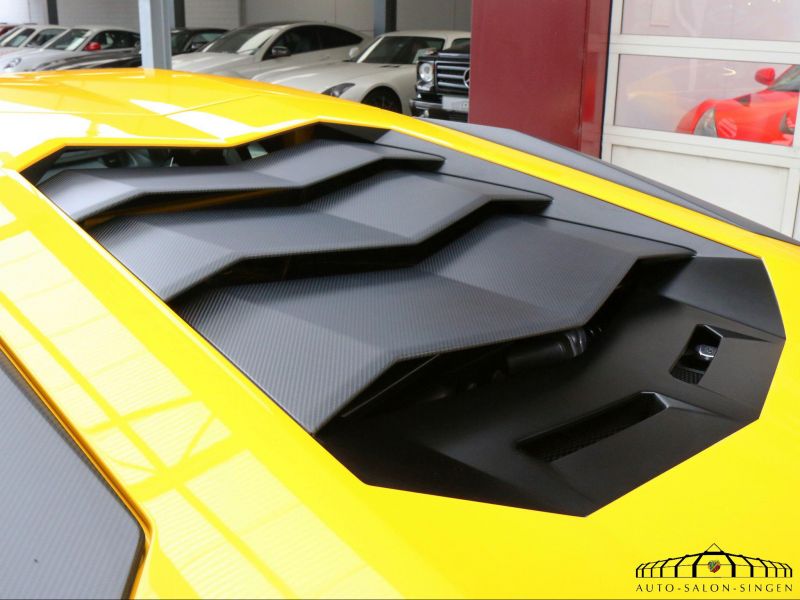 Lamborghini Aventador LP 750-4 SV -SUPERVELOCE-