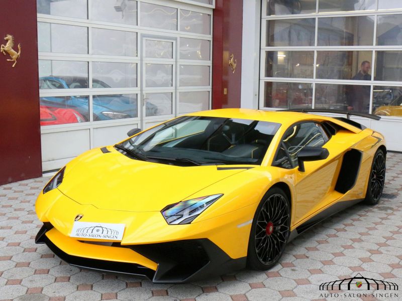 Lamborghini Aventador LP 750-4 SV -SUPERVELOCE-