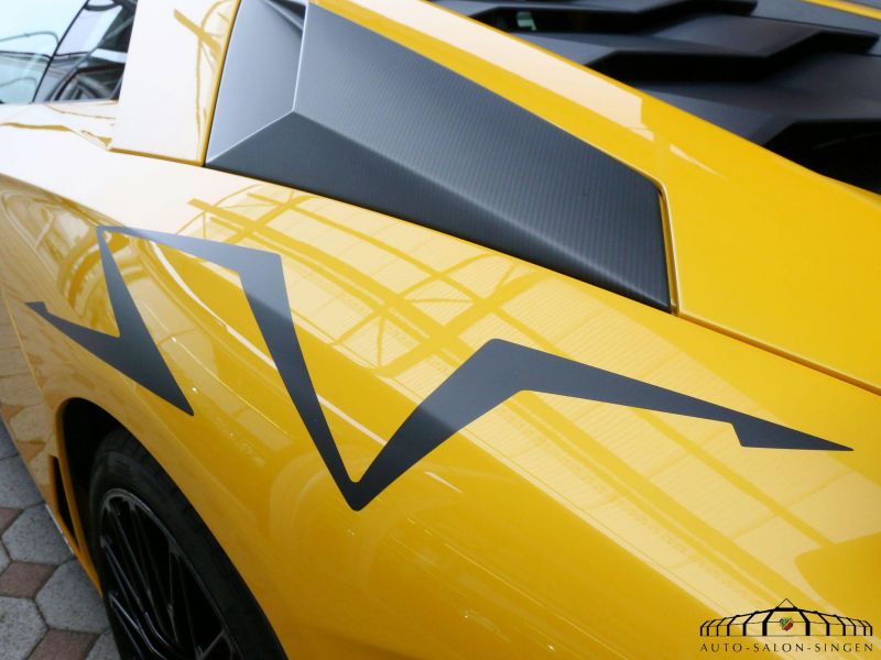Lamborghini Aventador LP 750-4 SV -SUPERVELOCE-