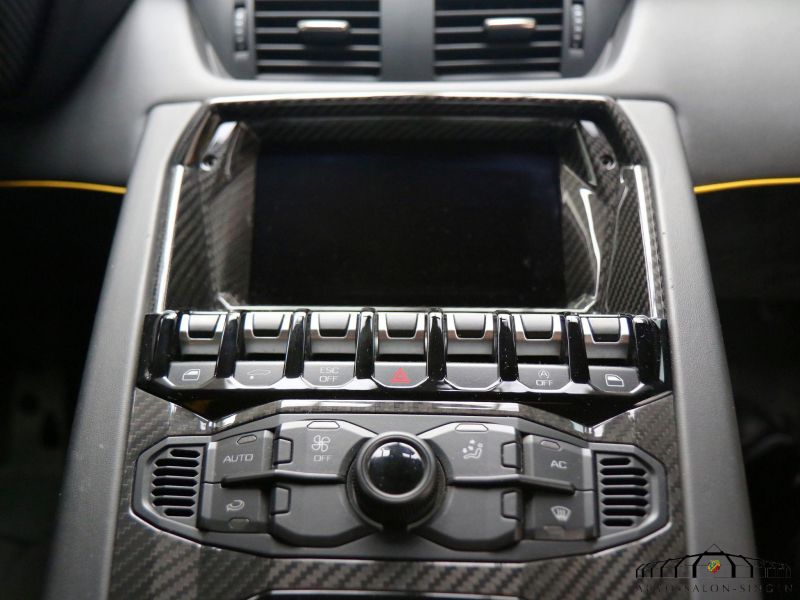 Lamborghini Aventador LP 750-4 SV -SUPERVELOCE-
