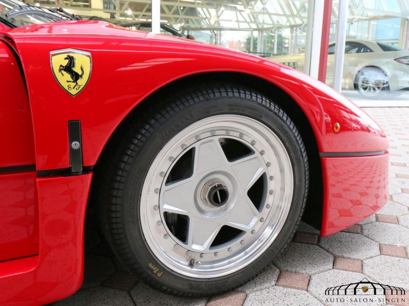 Ferrari F40