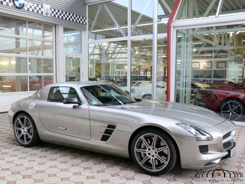 Mercedes-Benz SLS AMG