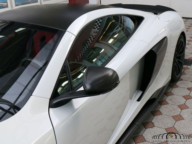 McLaren 675LT