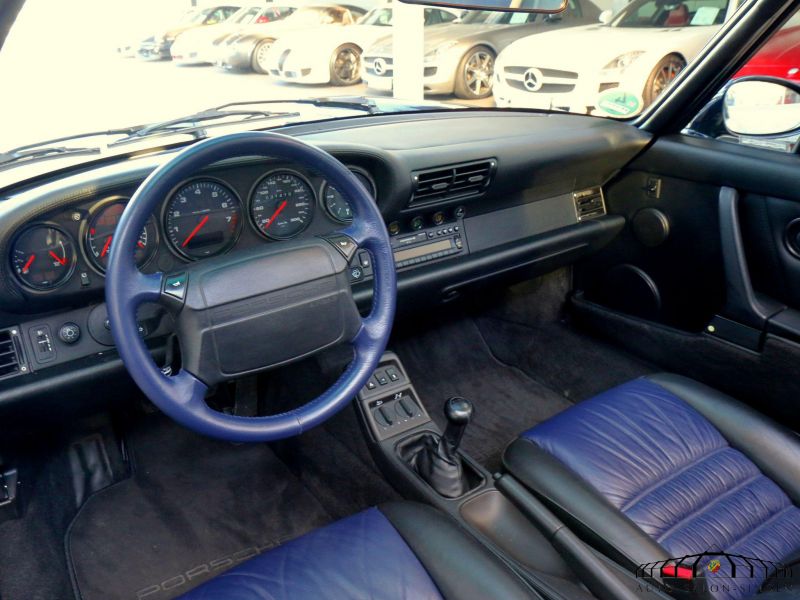 Porsche 964 Carrera 4 Targa