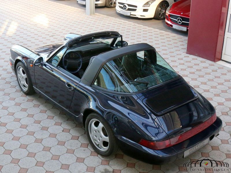 Porsche 964 Carrera 4 Targa