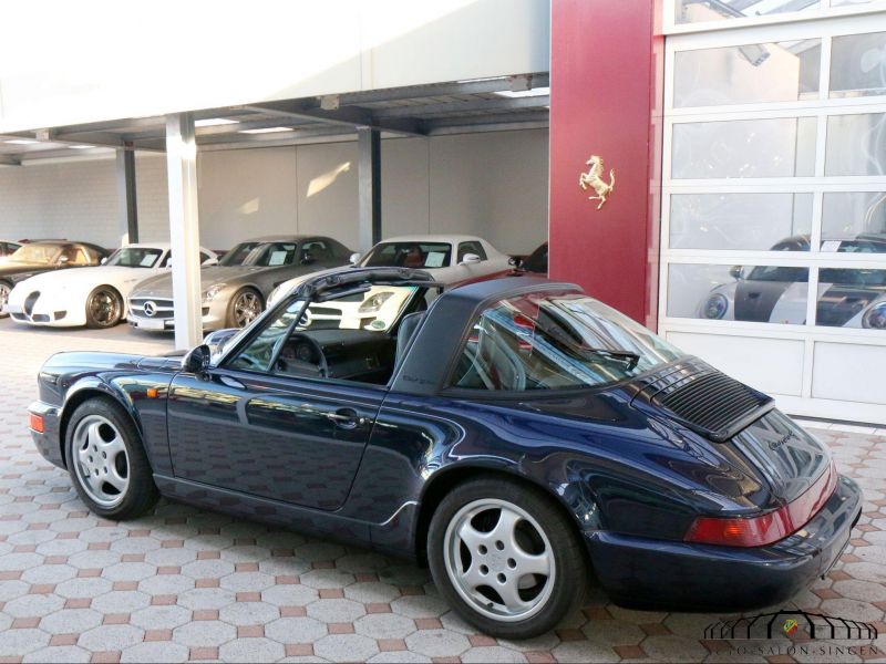 Porsche 964 Carrera 4 Targa