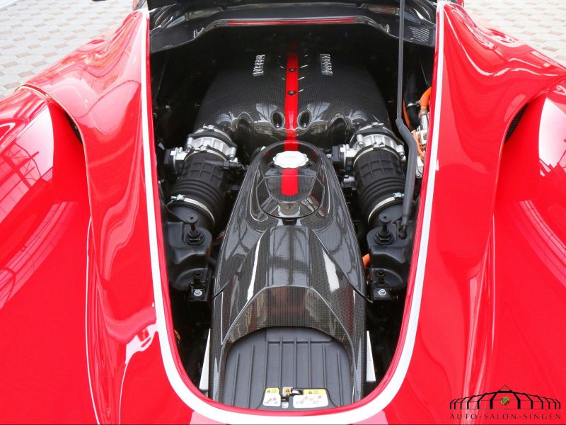 Ferrari LaFerrari Aperta