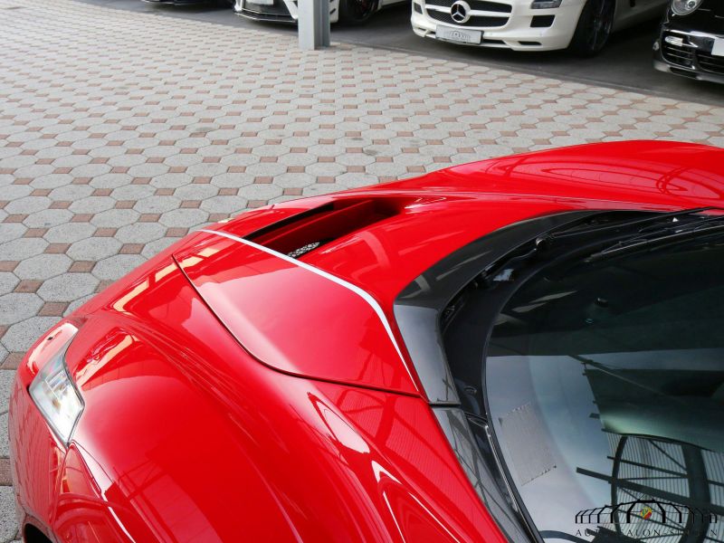 Ferrari LaFerrari Aperta