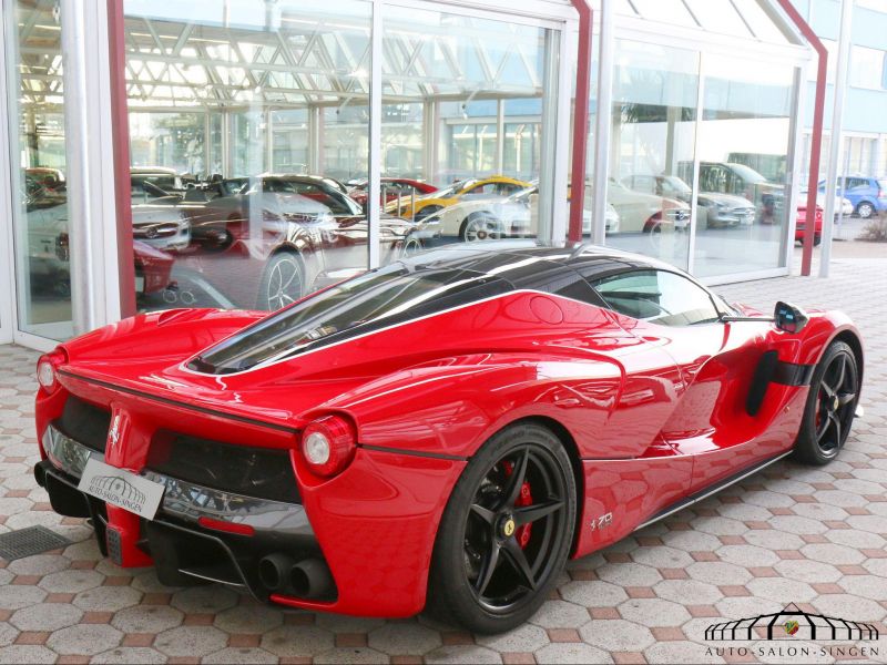 Ferrari LaFerrari Aperta