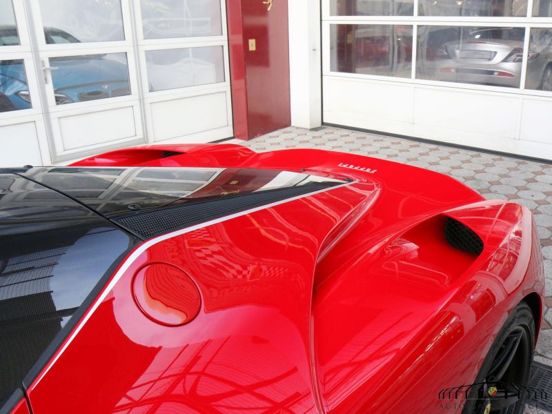 Ferrari LaFerrari Aperta