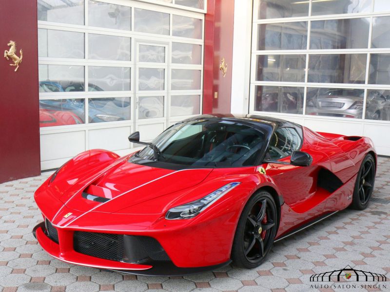 Ferrari LaFerrari Aperta