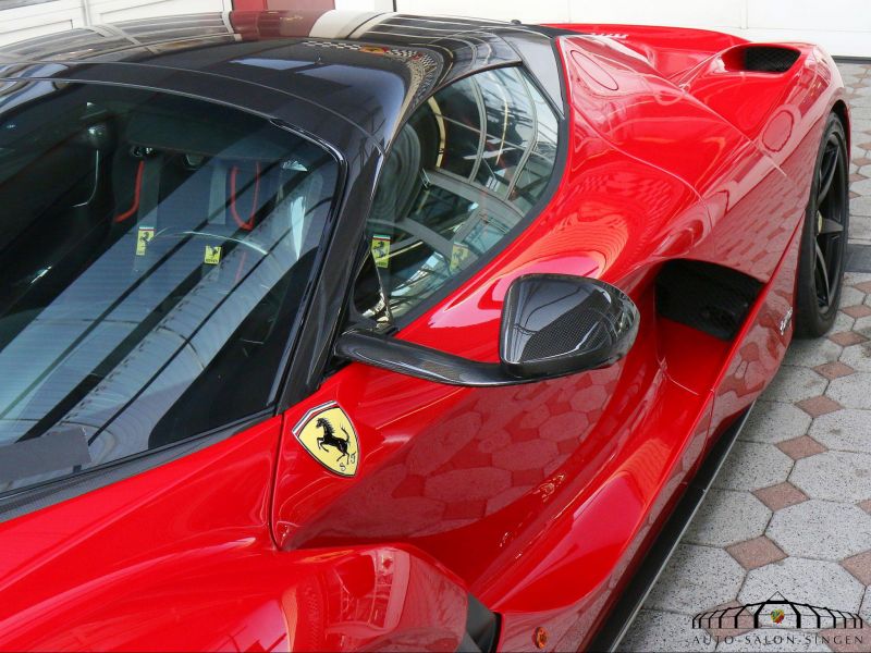 Ferrari LaFerrari Aperta