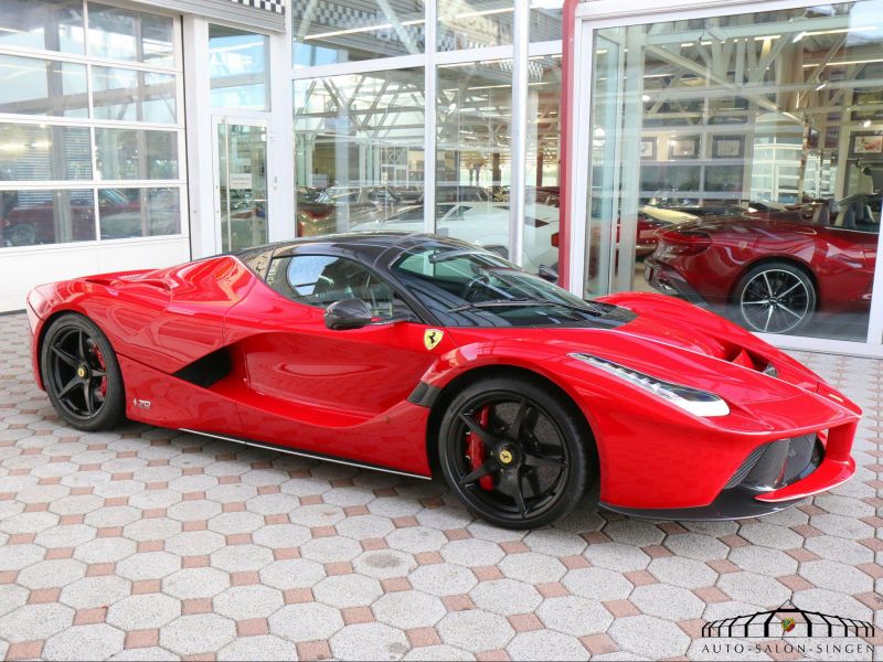 Ferrari LaFerrari Aperta