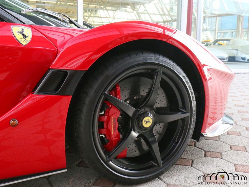 Ferrari LaFerrari Aperta