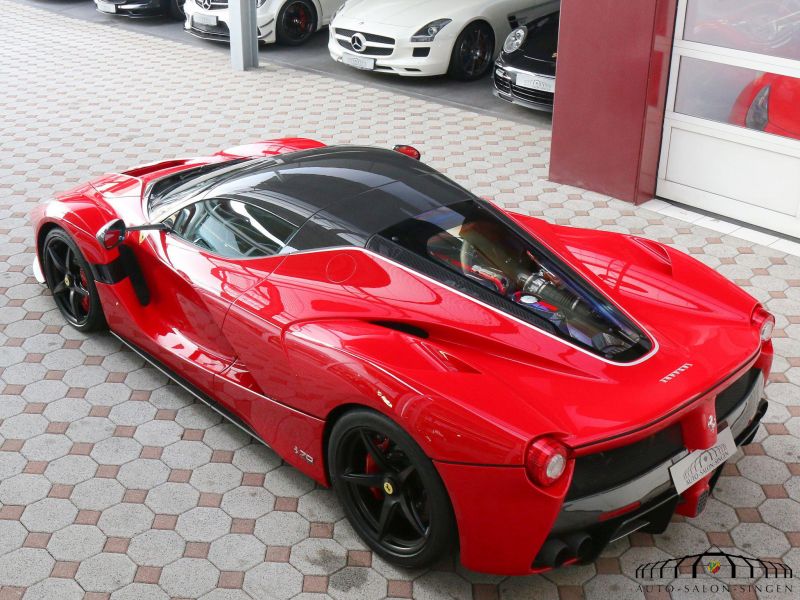 Ferrari LaFerrari Aperta