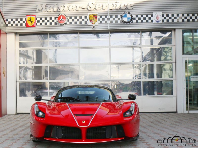 Ferrari LaFerrari Aperta