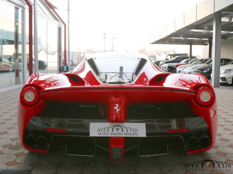 Ferrari LaFerrari Aperta
