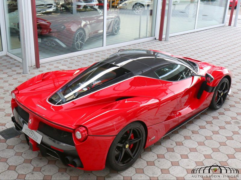Ferrari LaFerrari Aperta