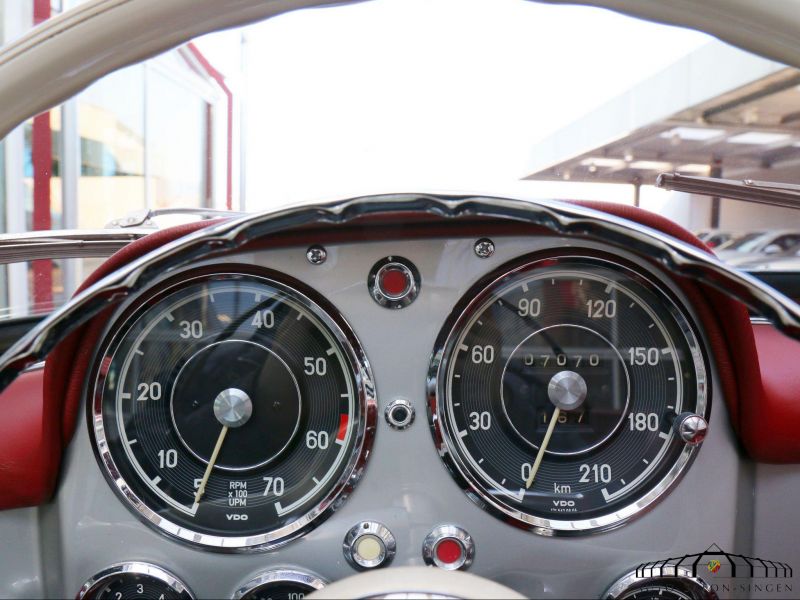 Mercedes-Benz 190 SL