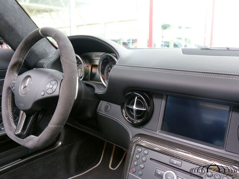 Mercedes-Benz SLS AMG GT Roadster Final Edition