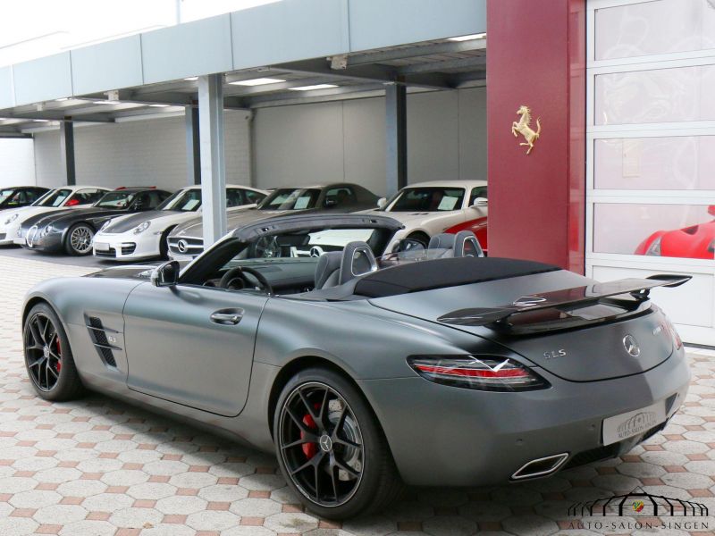 Mercedes-Benz SLS AMG GT Roadster Final Edition