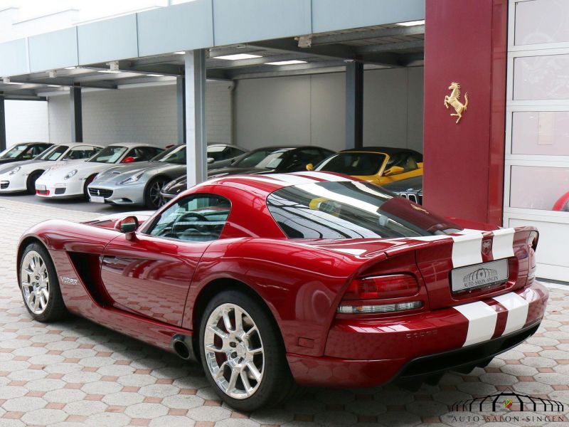 Dodge Viper SRT10